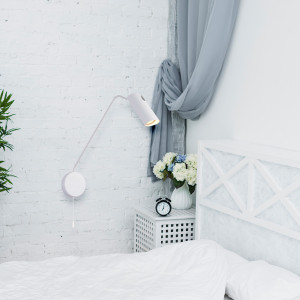 Kinkiet z wysięgnikiem Futuro biały 1xGU10